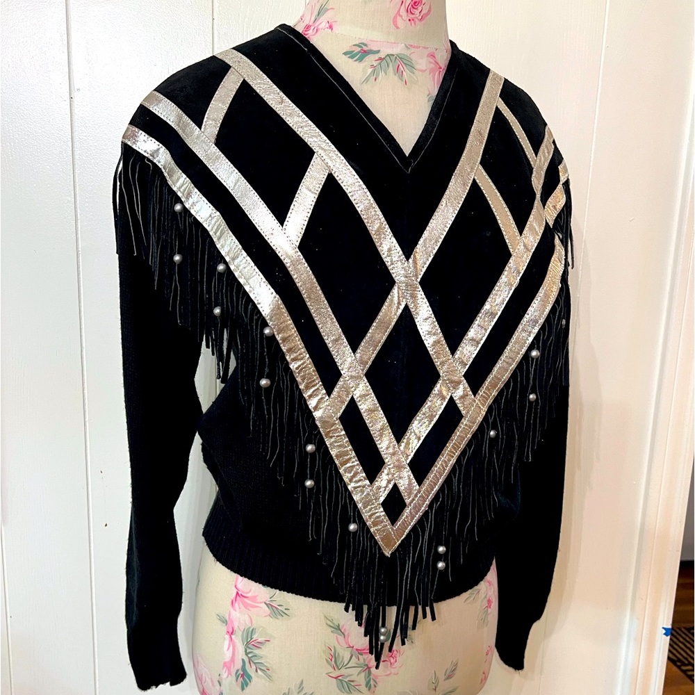 Vintage 70-80’s Miller leather fringe sweater.